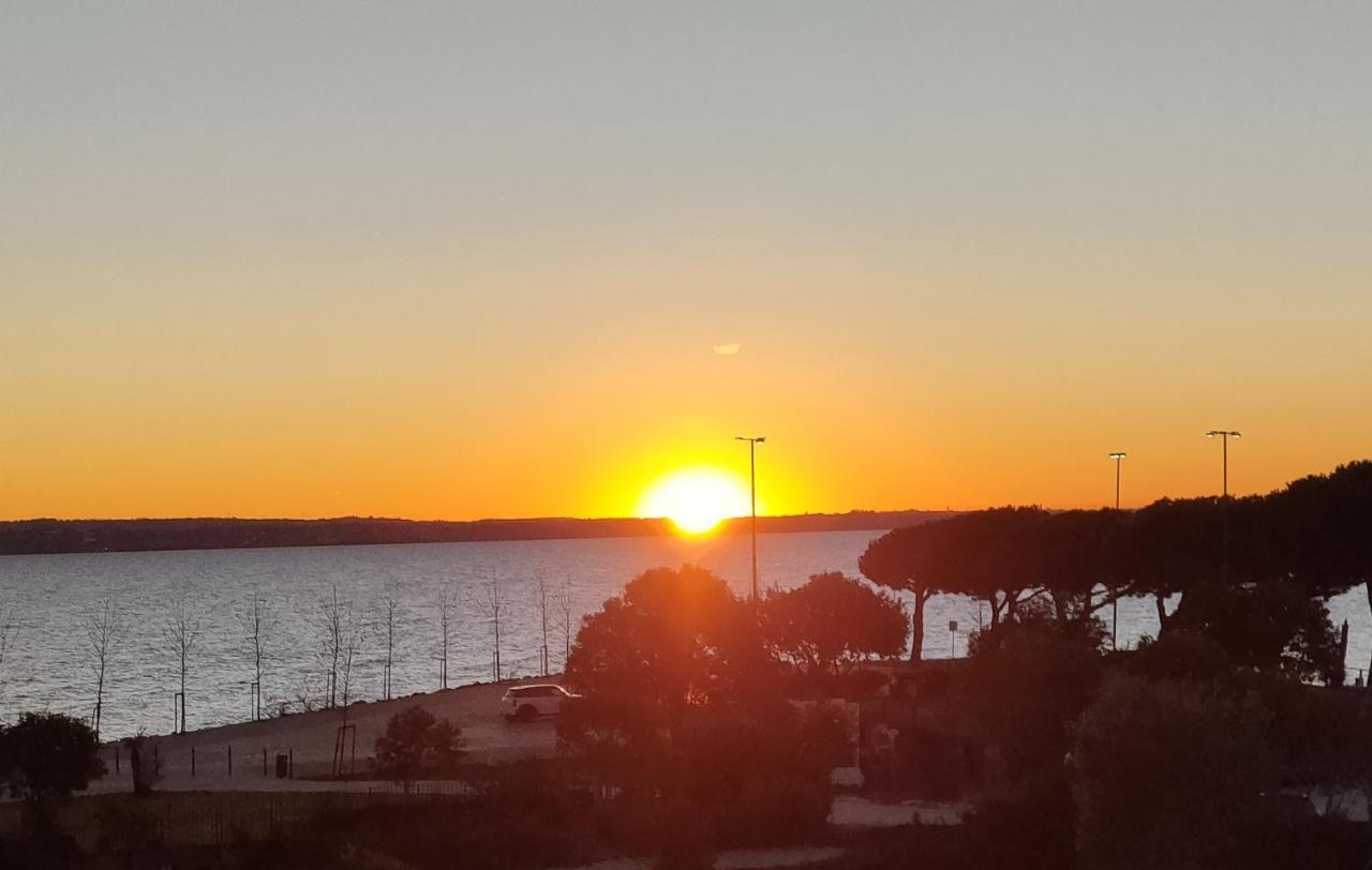 Sirmione Sunrise Lake View Lejlighed Eksteriør billede